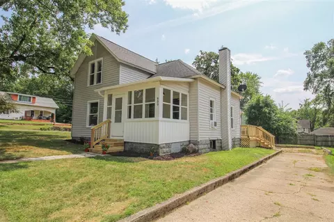 809 State, Three Rivers, MI 49093