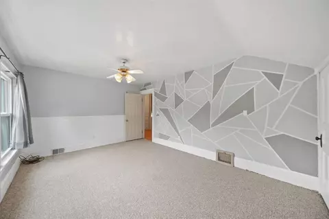 Bedroom - 900 2nd, Jackson, MI 49203 photo 7 of 9