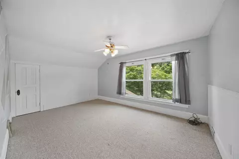 Bedroom - 900 2nd, Jackson, MI 49203 photo 6 of 9
