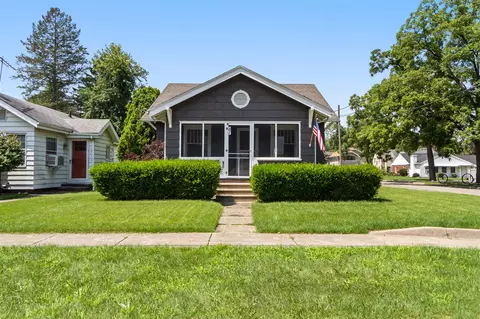 1014 S West, Jackson, MI 49203