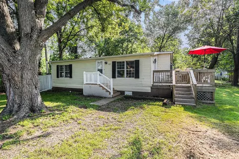 51 Pauline, Battle Creek, MI 49014