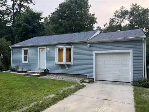 303 Reynolds, Battle Creek, MI 49037
