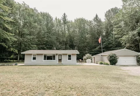 5421 W Angling, Ludington, MI 49431