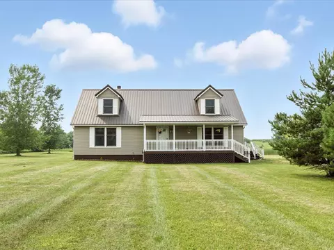 6886 Duquette, Melvin, MI 48454