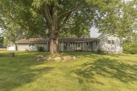7926 Schneider, Manchester, MI 48158