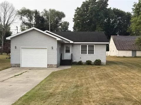 325 W 5th, Reed City, MI 49677