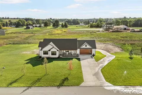 4589 Winding Crk, Zeeland, MI 49464