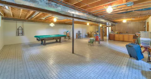 2614 Henry, Jackson, MI 49201 photo 22