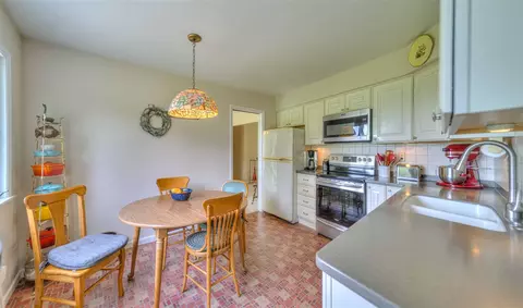 2614 Henry, Jackson, MI 49201 photo 9