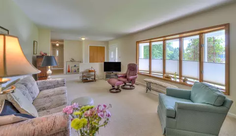 2614 Henry, Jackson, MI 49201 photo 5
