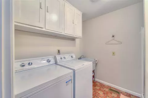 2614 Henry, Jackson, MI 49201 photo 11