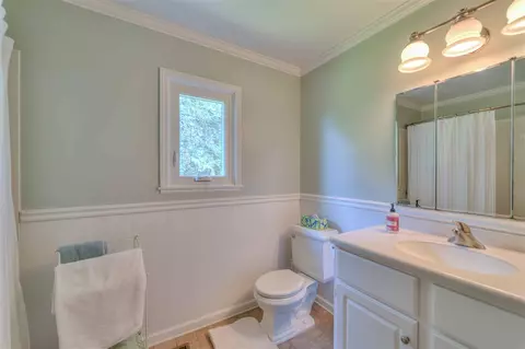 2614 Henry, Jackson, MI 49201 photo 19