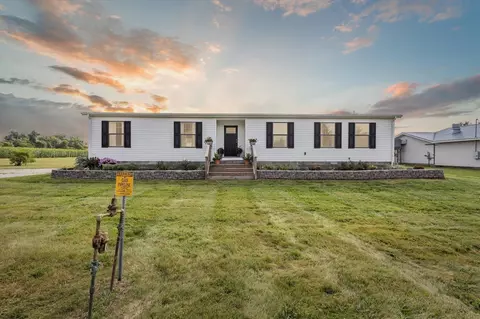 4263 S Sheridan, Sheridan, MI 48884