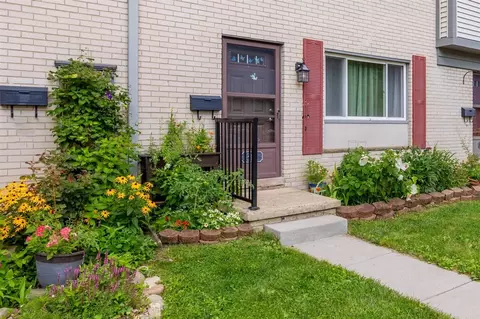 3111 Williamsburg, Ann Arbor, MI 48108