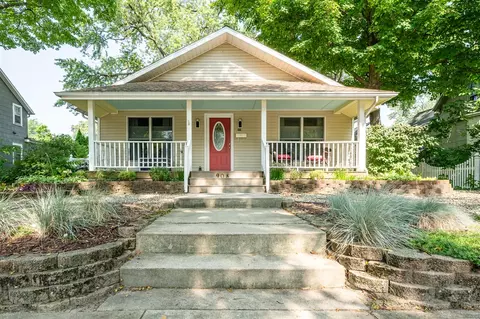 908 Wayne, Saint Joseph, MI 49085