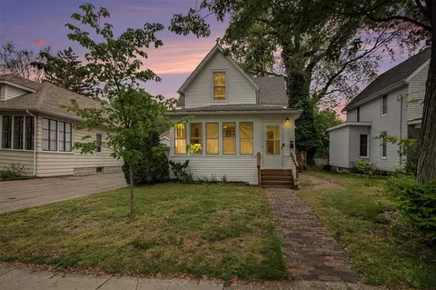 1311 Wolcott, Saint Joseph, MI 49085