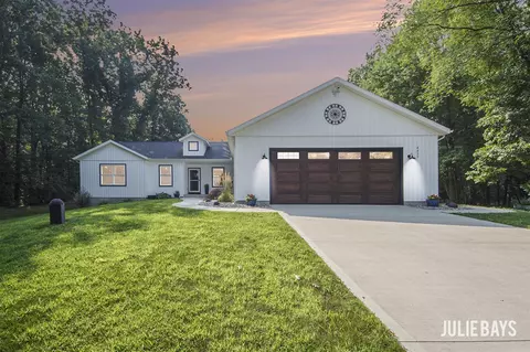 6657 Sydney, Hastings, MI 49058