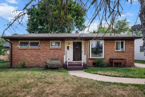 1908 4th, Grand Rapids, MI 49504