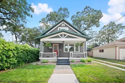 77 W W Frst, Muskegon, MI 49441
