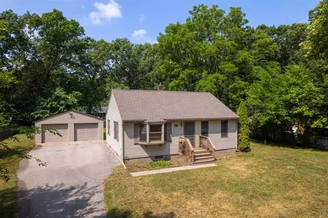 57 N Stewart, Muskegon, MI 49442