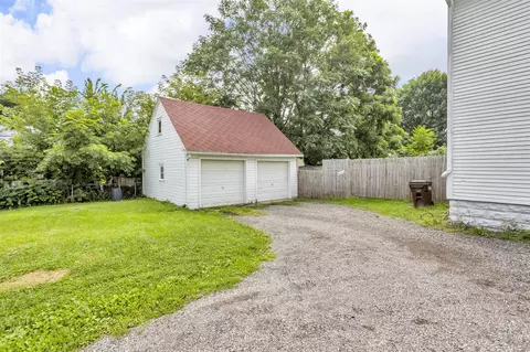 1611 Third, Jackson, MI 49203 photo 2