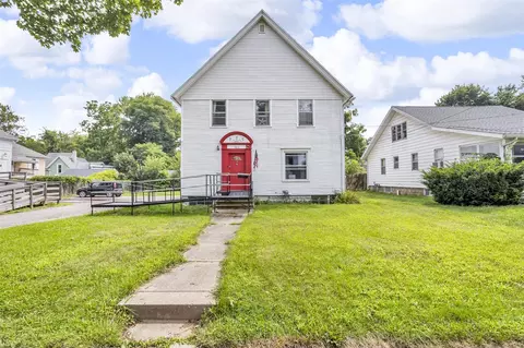 1611 Third, Jackson, MI 49203
