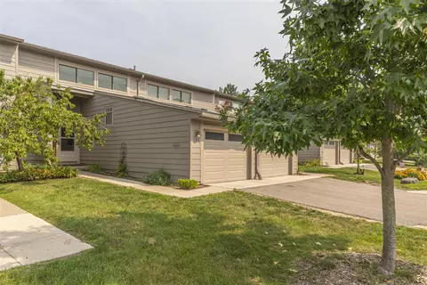 765 Peninsula, Ann Arbor, MI 48105