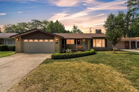 23224 Westbury, Saint Clair Shores, MI 48080