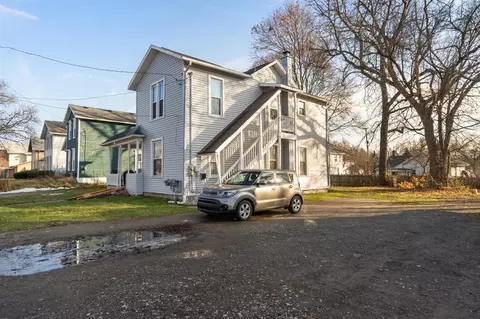 719 W Ganson, Jackson, MI 49201 photo 4