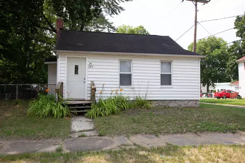 109 Hamilton, Dowagiac, MI 49047
