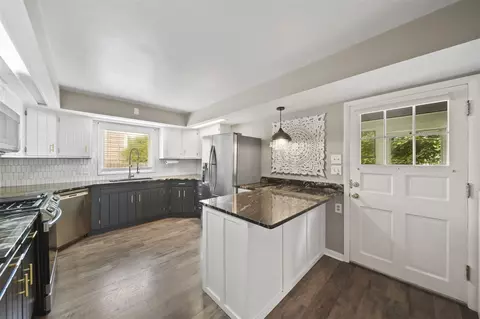 Kitchen - 811 S Webster, Jackson, MI 49203 photo 3 of 4