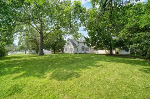 Exterior - 811 S Webster, Jackson, MI 49203 photo 8 of 13