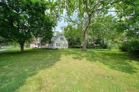 Exterior - 811 S Webster, Jackson, MI 49203 photo 11 of 13