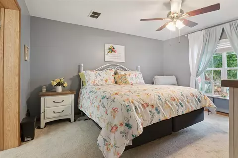 Bedroom - 2139 Lewis Dr, Niles, MI 49120 photo 1 of 4
