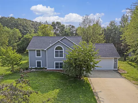 12100 Sarabeck, Grand Haven, MI 49417