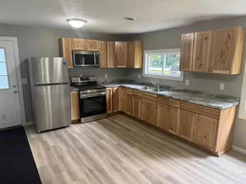 140 E Pierce, White Cloud, MI 49349 photo 7