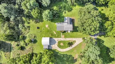 3573 N Dearing, Parma, MI 49269 photo 2