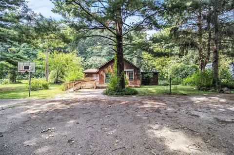 2442 Terminal, Niles, MI 49120