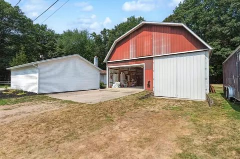 2855 S Staines, Stanton, MI 48888 photo 38