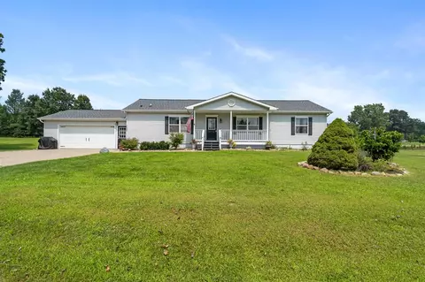 1132 Azalea, Jackson, MI 49201