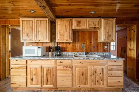 Kitchen - 4558 W Unora, Baldwin, MI 49304 photo 2 of 4