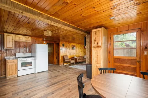 Kitchen - 4558 W Unora, Baldwin, MI 49304 photo 4 of 4