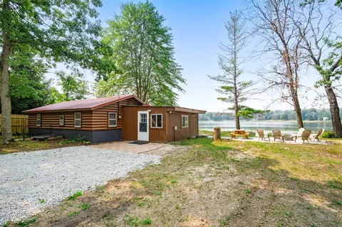4558 W Unora, Baldwin, MI 49304