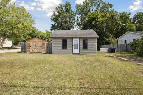 122 N Linden, Fremont, MI 49412