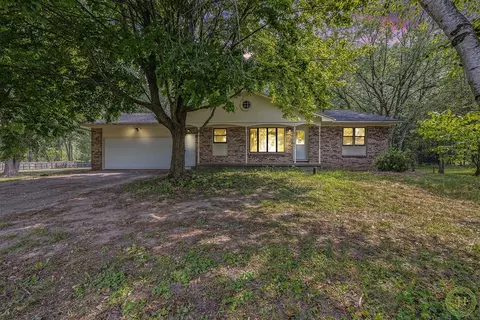 8700 Whittall, Rockford, MI 49341