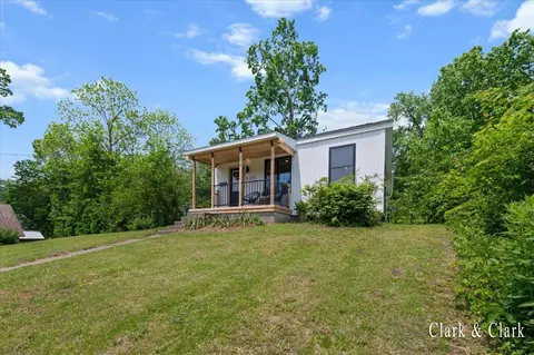 Exterior - 820 Hackett, Ionia, MI 48846 photo 3 of 5