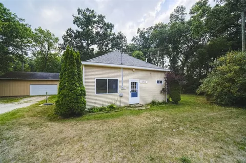Exterior - 6719 E 1st St, Branch, MI 49402 photo 2 of 16