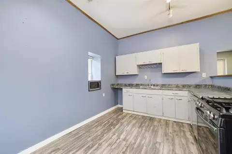 Kitchen - 6719 E 1st St, Branch, MI 49402 photo 2 of 3