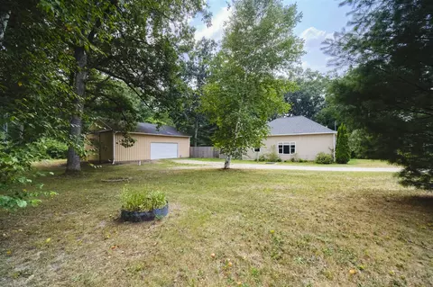 Exterior - 6719 E 1st St, Branch, MI 49402 photo 10 of 16