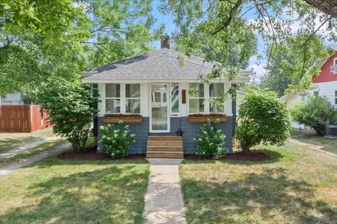 336 Lewis, Rockford, MI 49341